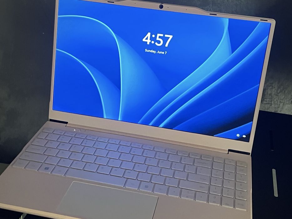 Laptop  Auusda T142J