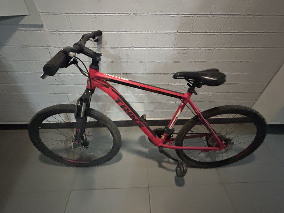 Велосипед TRINX, цвет красный
