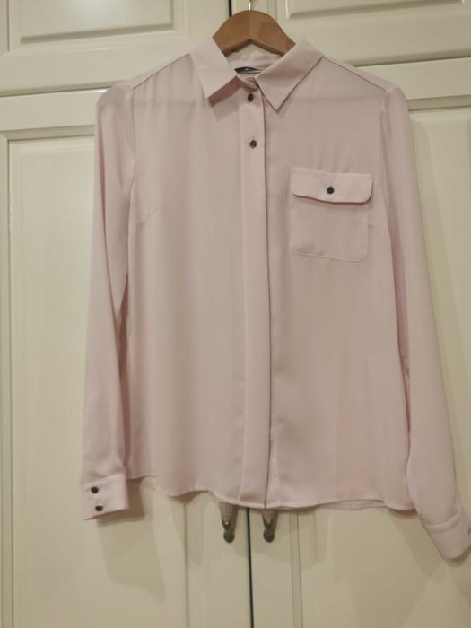 Два броя дамски ризи