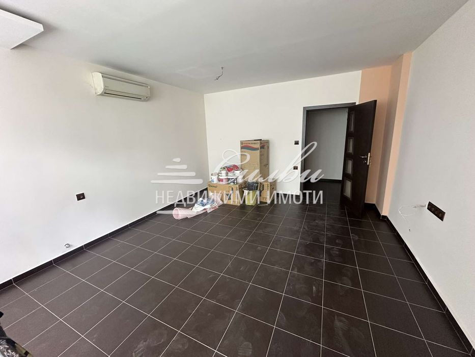 Продава се Тристаен апартамент в Търговище, Център - 83 кв.м за 1579 €/кв.м - Снимка #1