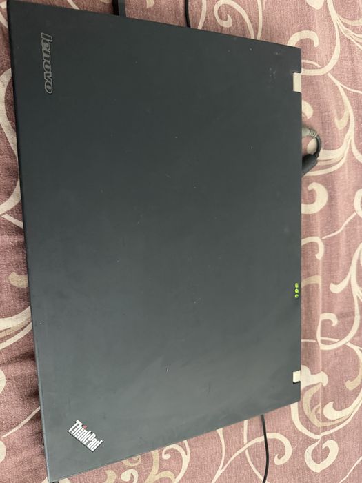 Laptop Lenovo W500 8 gb ram 128 gb ssd rapid 2,8Ghz intel puternic core2 duo wifi bluethoot incarcator w10pro