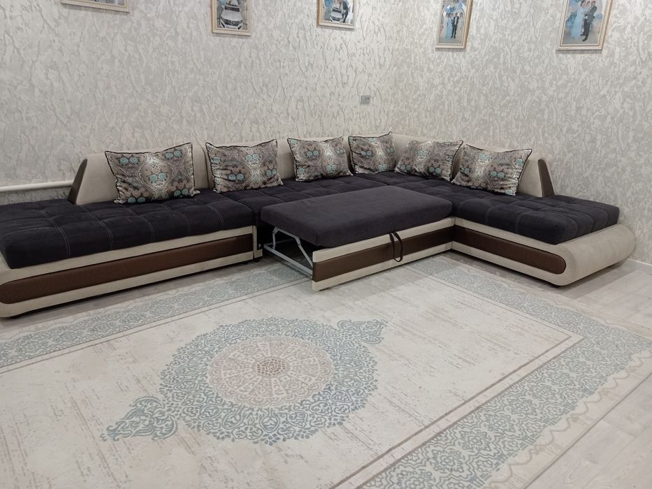 Диван угловой в хорошем состоянии