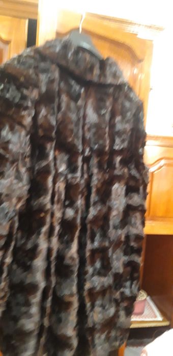 Дамскп палто от визон