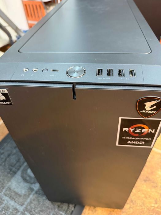 PC AORUS - AMD Ryzen Threadripper 3960X 3.8 GHz 256 gb RAM