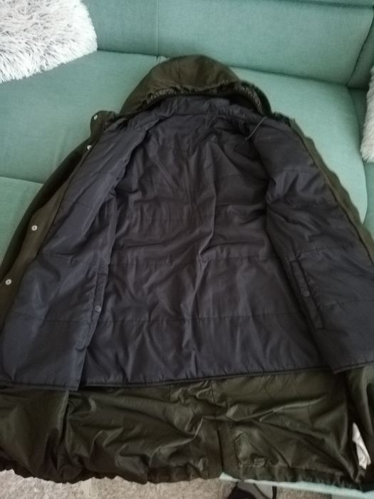 Vând geaca sport dama trei anotimpuri.