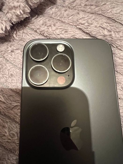 iPhone 15 pro max black titanium