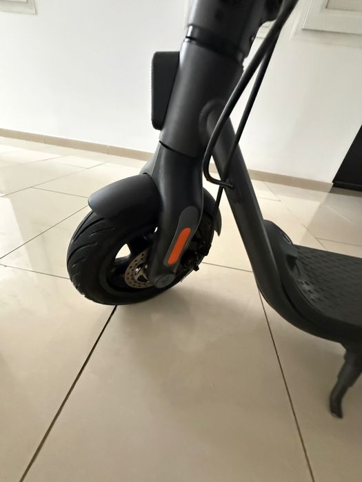 Vand  Trotineta Electrica Kick Scooter F2