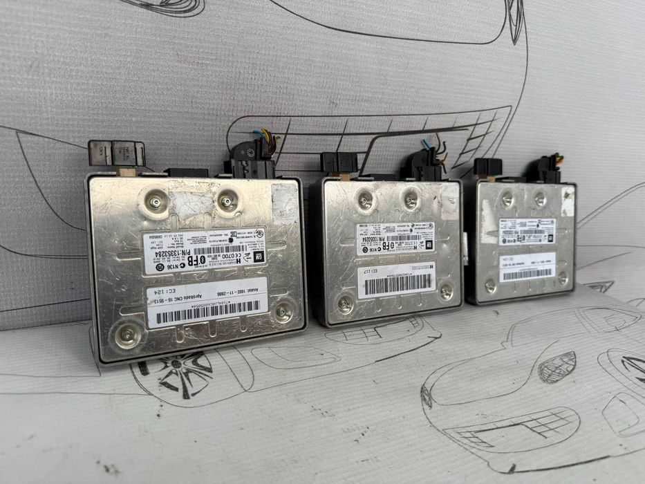 Modul Bluetooth / Telefon UHP High (3 BUC.) Opel Astra J 13353284 2011 / [2010-2015] / (5E3)