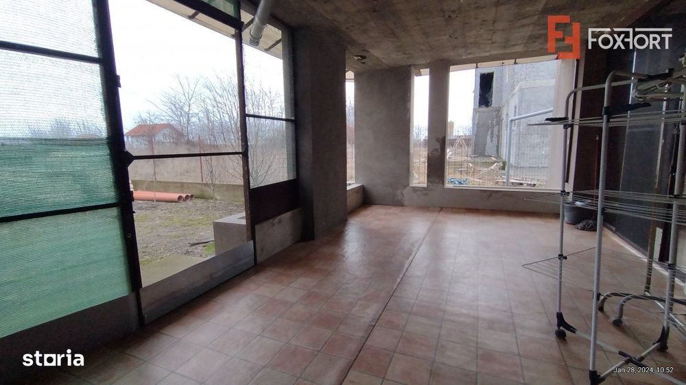 Casa 8 camere ,Sacalaz-Ideala pentru 2 familii