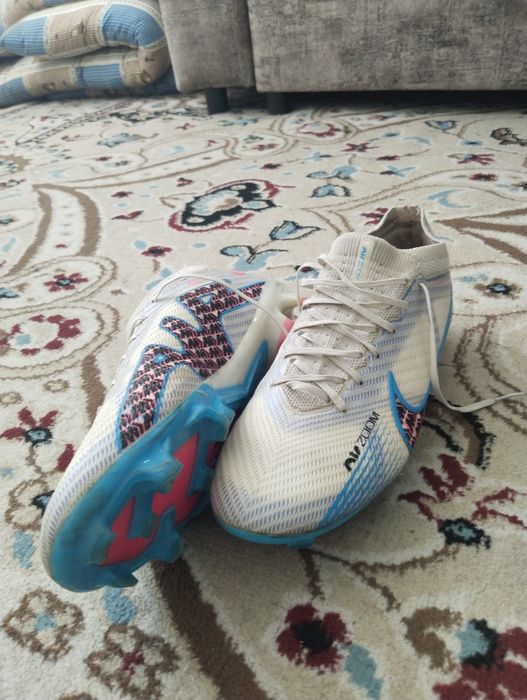 Бутсы  40 размер