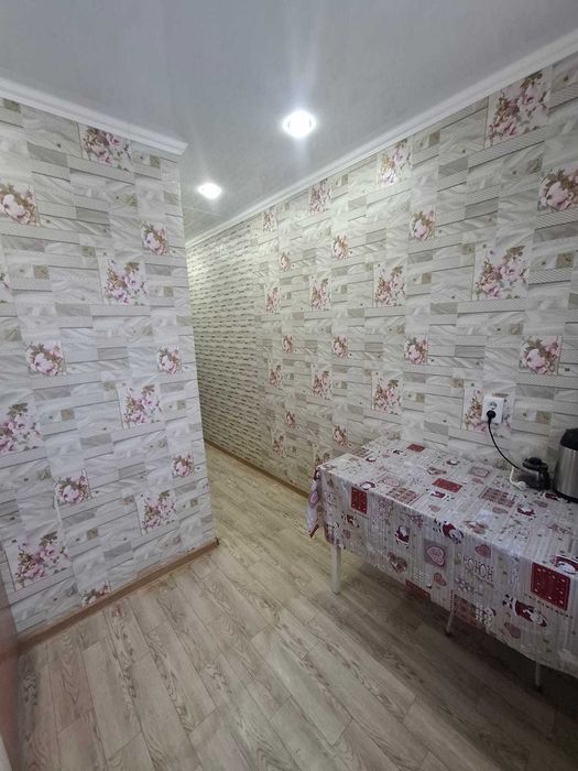 Продам 2 комнатную М.Маметова 19