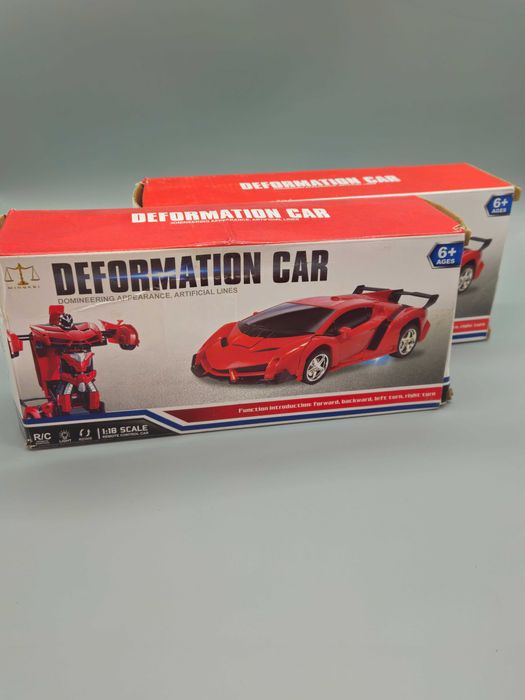 Различни RC трансформираща се кола-робот с дистанционно,светлини, 360°