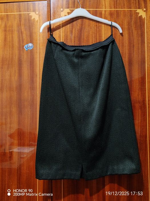 Compleu sacou și fustă, Suedia