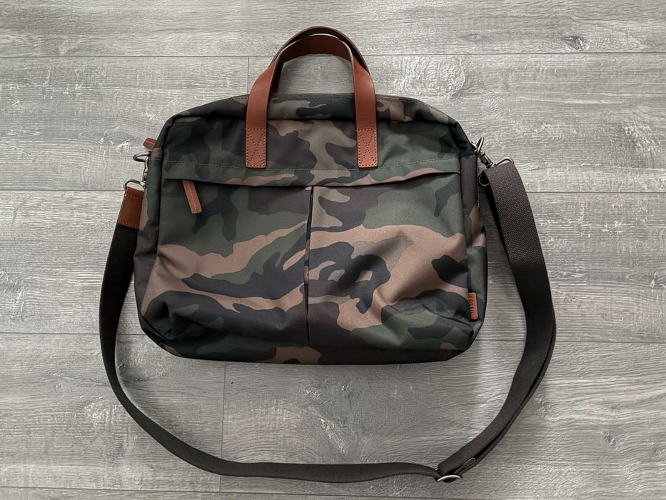 Geanta barbati Fossil, ideala pentru laptop, acte, etc