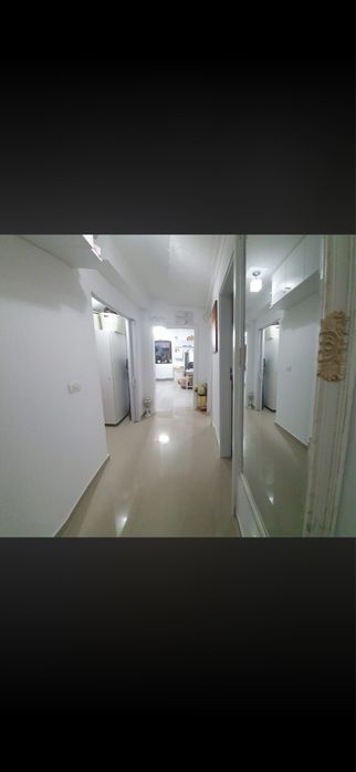 Vând apartament (case însiruite) direct proprietar