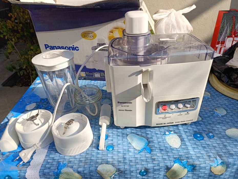 Кухонный комбайн.Отличного качества.В отличном состоянии.