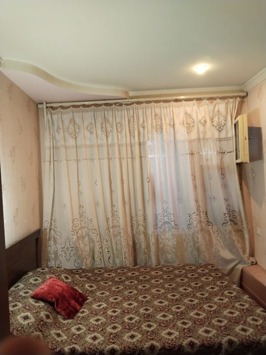 Продается 1 комнатная квартира переделанная в 2х комнатную