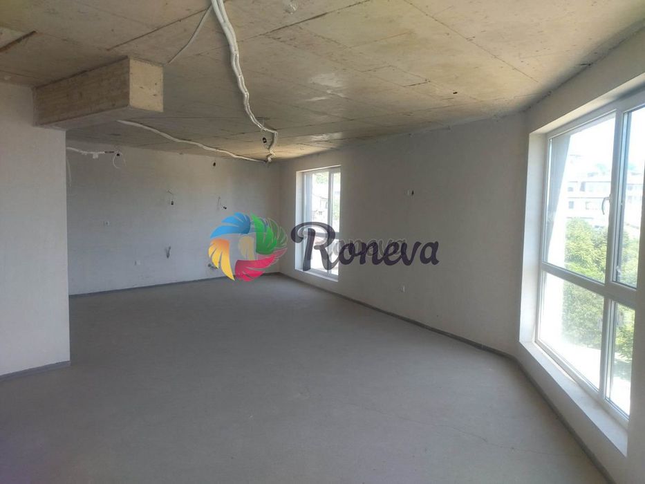 Продава се Тристаен апартамент в Варна, Възраждане 2 - 215 кв.м за 593 €/кв.м - Снимка #1