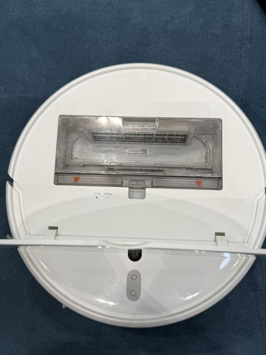 Робот пылесос Mi robot vacuum mop