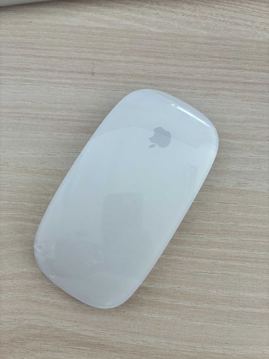 Mouse Apple Magic Mouse, model A1657.