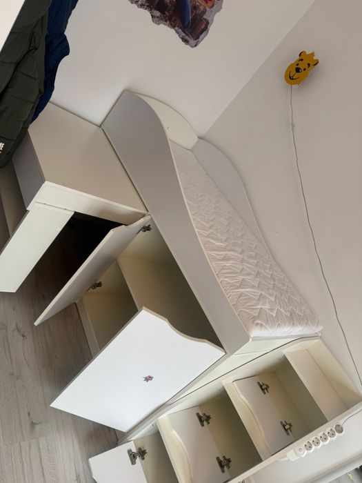 Pat copii + dulapior+ birou+ saltea 0.7m/ 1.6m