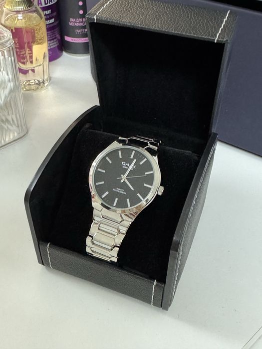 Новые мужские часы