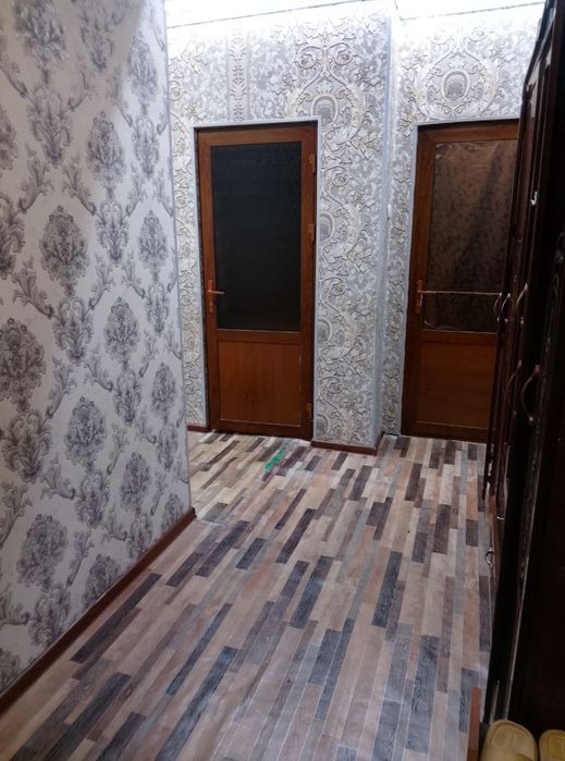 Vagzalda 1xonalik uy sotiladi 35000$