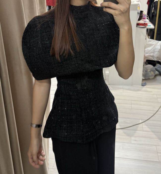 Корсет с кейпом новый