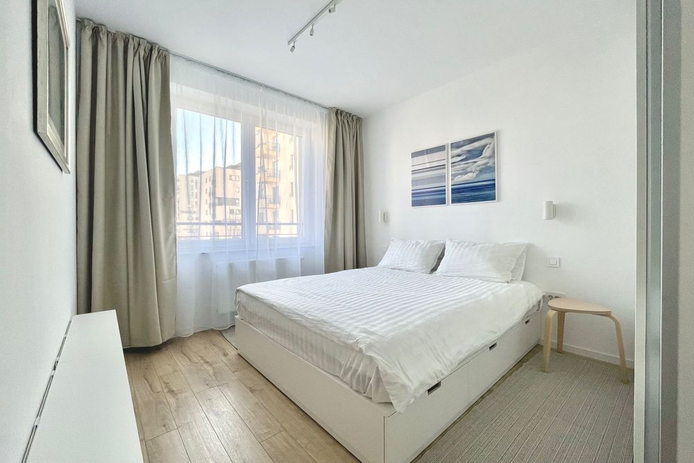 Apartament cu 2 camere (open-plan) situat în Ansamblul Coresi Avantgarden