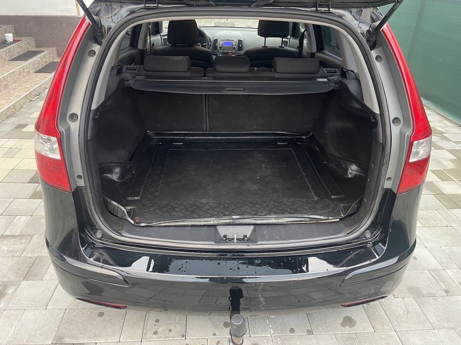 Hyundai i30 2011 benzina