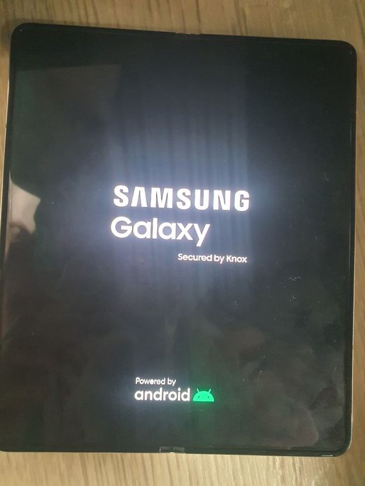 Samsung Z fold 4