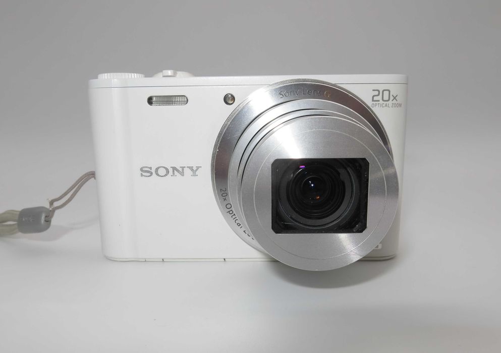 Sony Cyber-Shot W350 ултра компактен цифорв фотоапарат, дигитална камера в бял цвят, FULL HD видео, 20х оптичен зум, като НОВА, работи отлично!