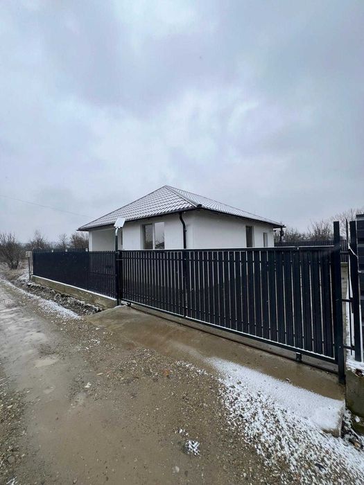 Casa Bascov 3 camere mobilata/utilata+100mp teren. an constr. 2020
