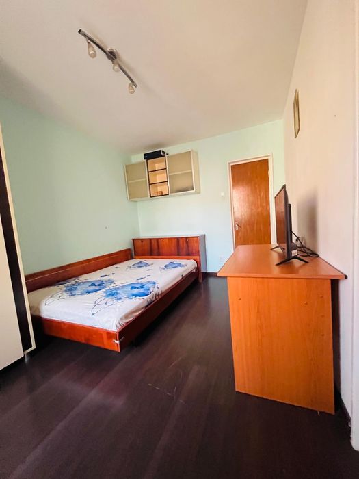 Inchiriez apartament doua camere