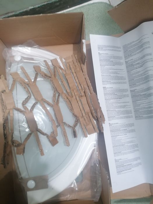 Aplica pentru pereți și tavan