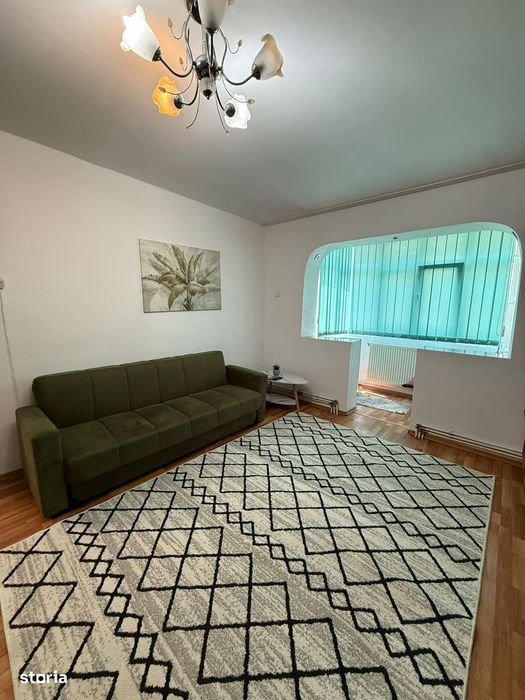 3 CAMERE mobilat si utilat la etajul 1, Piata Sud