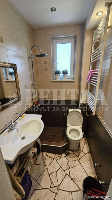 Продава се Тристаен апартамент в Пловдив, Център - 140 кв.м за 1572 €/кв.м - Снимка #13