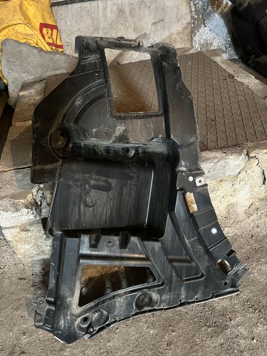 Основи под задна броня BMW X3 F25