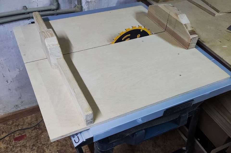 Пила циркулярная Bosch GTS 254