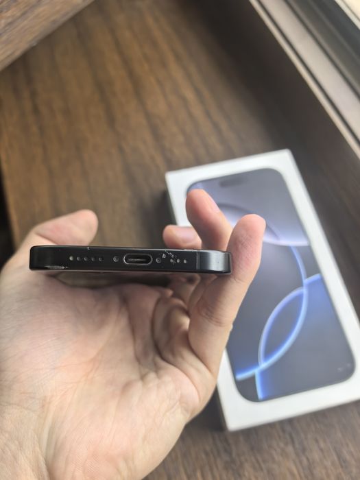 iPhone 16 pro 95% 256gb full