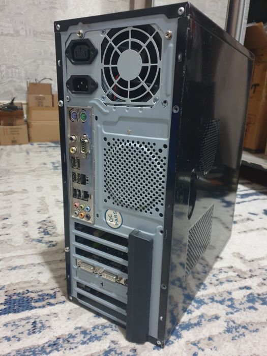 KOMPUTER 775 komplekt