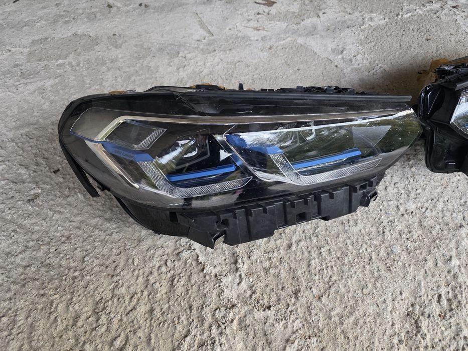 Bmw X3 G01 X4 G02 LCI Laser ляв и десен фар 2023