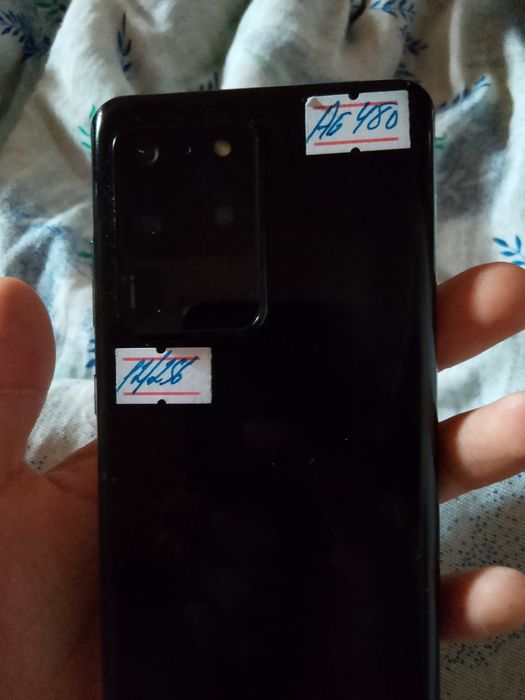 Samsung Galaxy S20 Ultra  380$