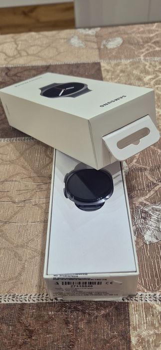 Samsung Watch Galaxy 8 40 мм LTE! Само разопакован