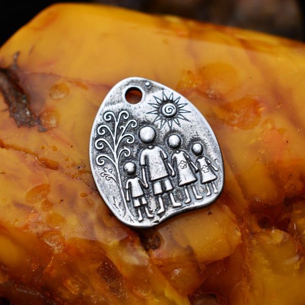 Сребърен медальон 925 „Семейство“ | Талисман за обич и закрила | бижу|