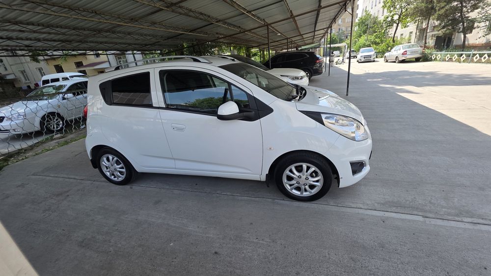 Chevrolet Spark AT