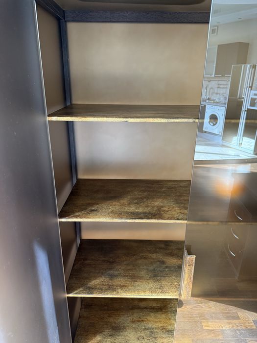 Продается сервисный шкаф