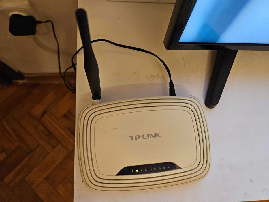 Рутери TP-Link TL-WR740N  и  Comtrend CT-5367