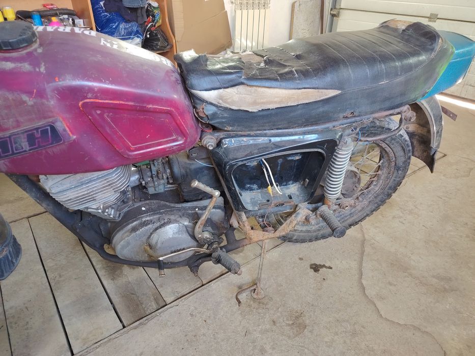 Продам мотоцикл Иж Планета 5.