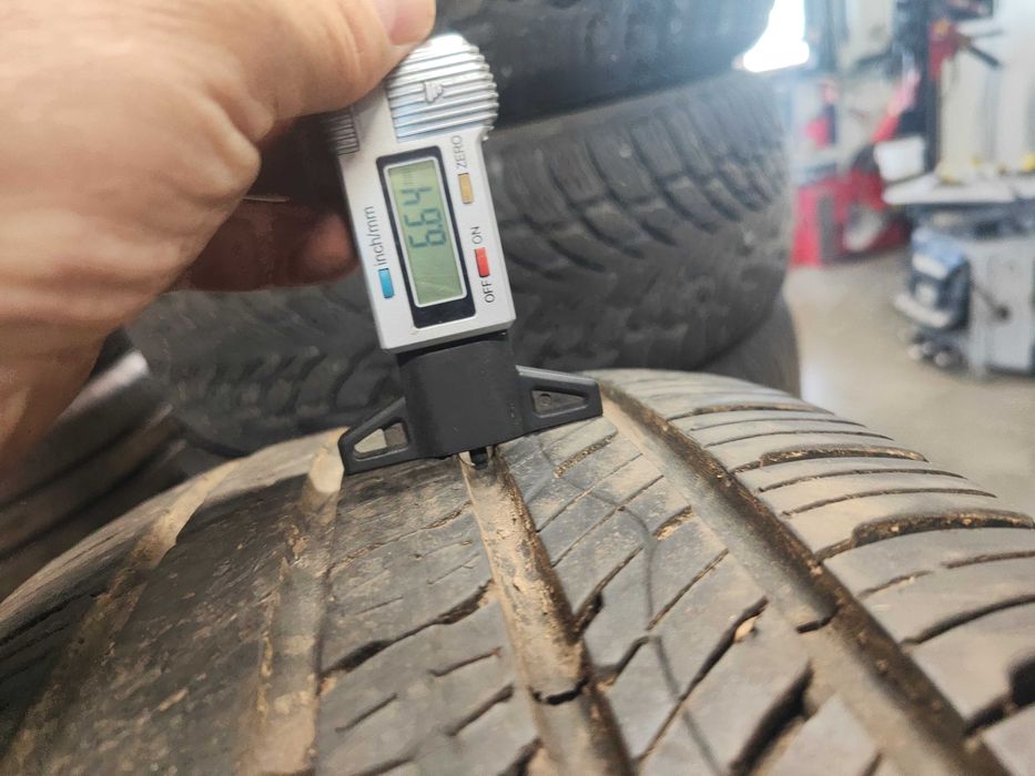 4бр. летни гуми 255/60/18 Kumho